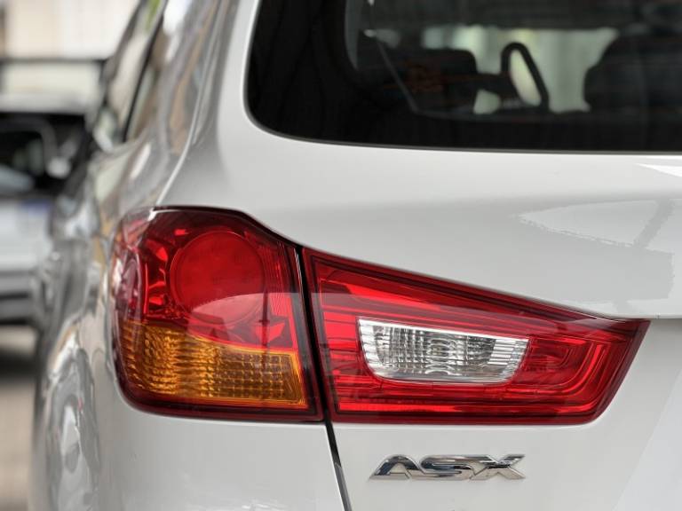 MITSUBISHI - ASX - 2013/2014 - Branca - R$ 77.000,00