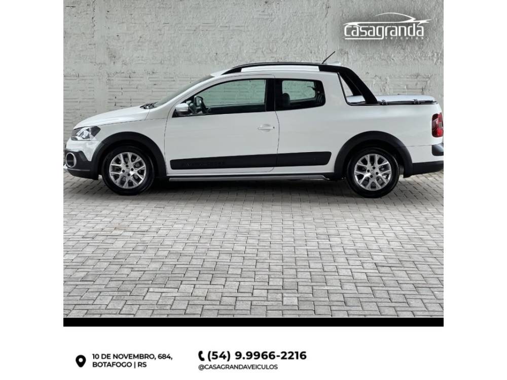 VOLKSWAGEN - SAVEIRO - 2014/2015 - Branca - R$ 75.000,00