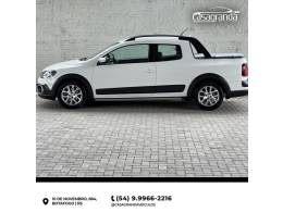 VOLKSWAGEN - SAVEIRO - 2014/2015 - Branca - R$ 75.000,00