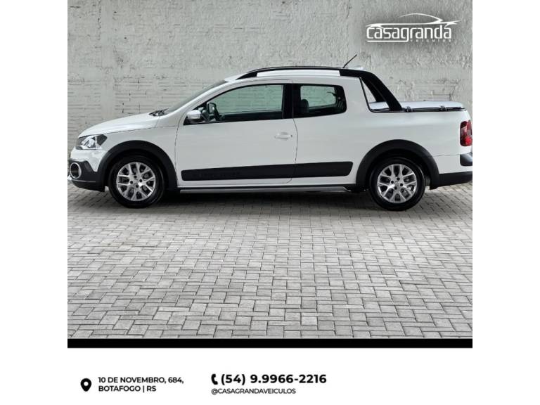 VOLKSWAGEN - SAVEIRO - 2014/2015 - Branca - R$ 75.000,00