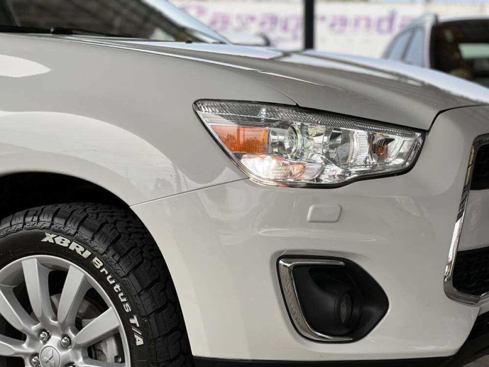MITSUBISHI - ASX - 2013/2014 - Branca - R$ 77.000,00