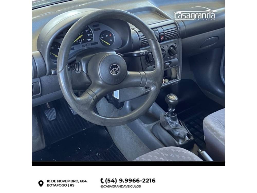CHEVROLET - CORSA - 1997/1998 - Vermelha - R$ 17.000,00