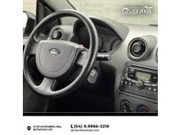 FORD - FIESTA - 2005/2005 - Branca - Sob Consulta