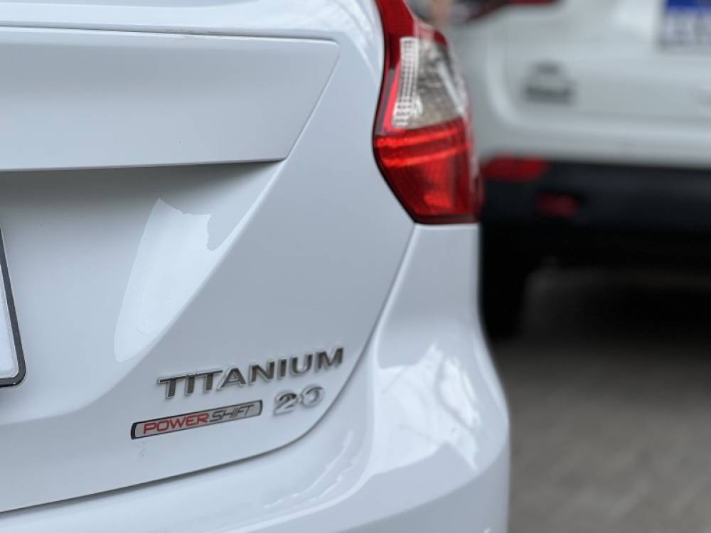 FORD - FOCUS - 2015/2015 - Branca - R$ 64.000,00