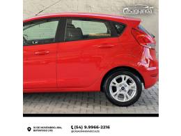 FORD - FIESTA - 2013/2014 - Vermelha - Sob Consulta