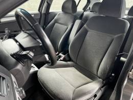 CHEVROLET - VECTRA - 2010/2011 - Cinza - R$ 46.000,00