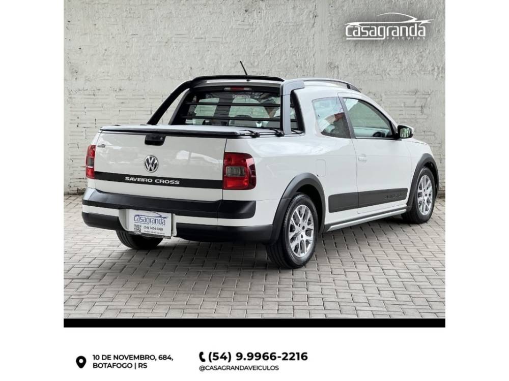 VOLKSWAGEN - SAVEIRO - 2014/2015 - Branca - R$ 75.000,00