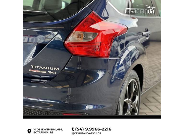FORD - FOCUS - 2013/2014 - Azul - R$ 65.000,00