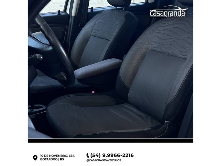 RENAULT - DUSTER - 2013/2014 - Branca - R$ 57.000,00