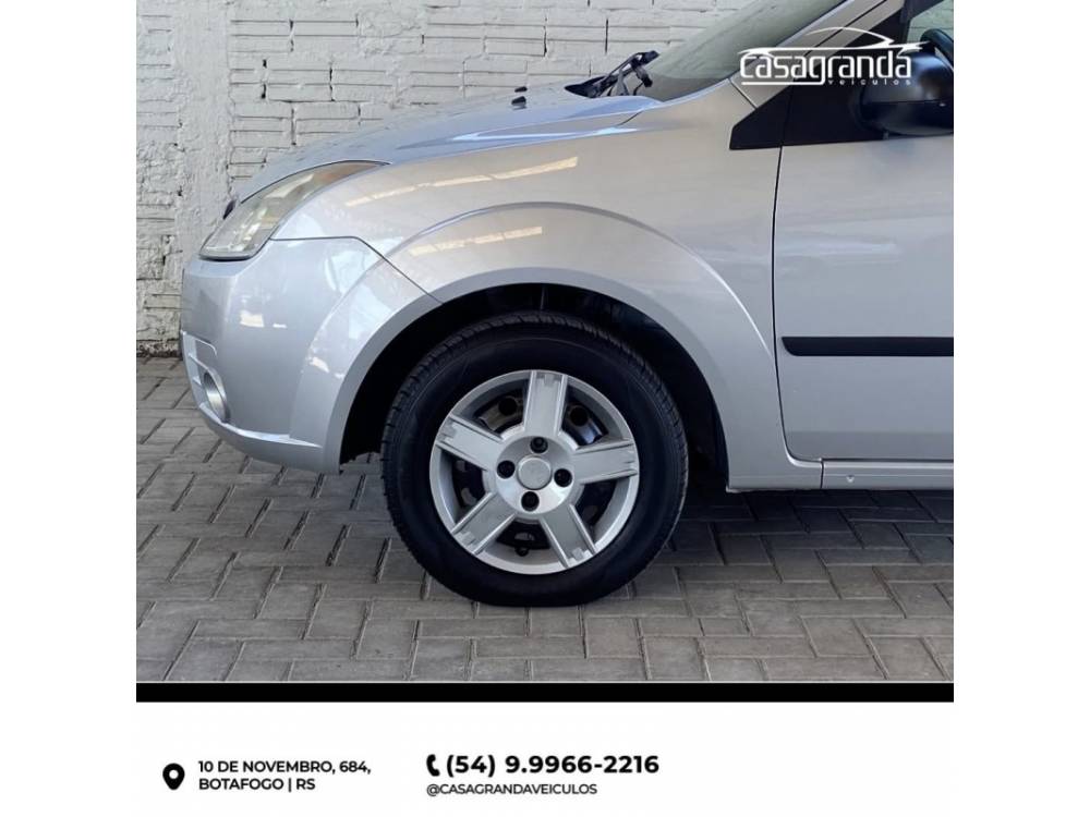 FORD - FIESTA - 2009/2009 - Prata - R$ 29.000,00