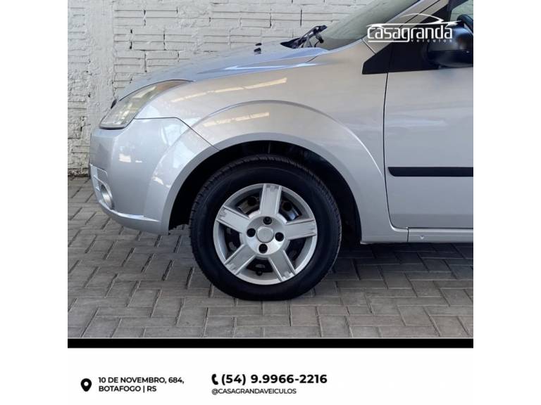 FORD - FIESTA - 2009/2009 - Prata - R$ 29.000,00