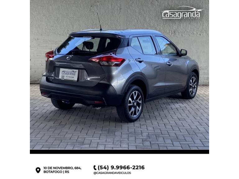 NISSAN - KICKS - 2018/2019 - Cinza - R$ 85.000,00