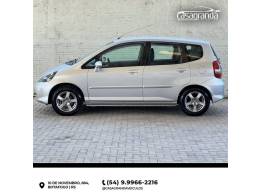 HONDA - FIT - 2006/2007 - Prata - R$ 35.000,00