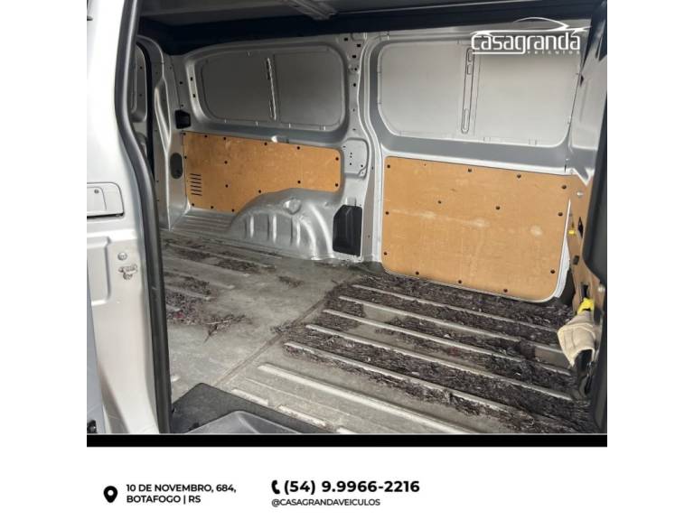 PEUGEOT - EXPERT - 2019/2019 - Prata - R$ 115.000,00