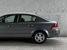 CHEVROLET - VECTRA - 2010/2011 - Cinza - R$ 46.000,00