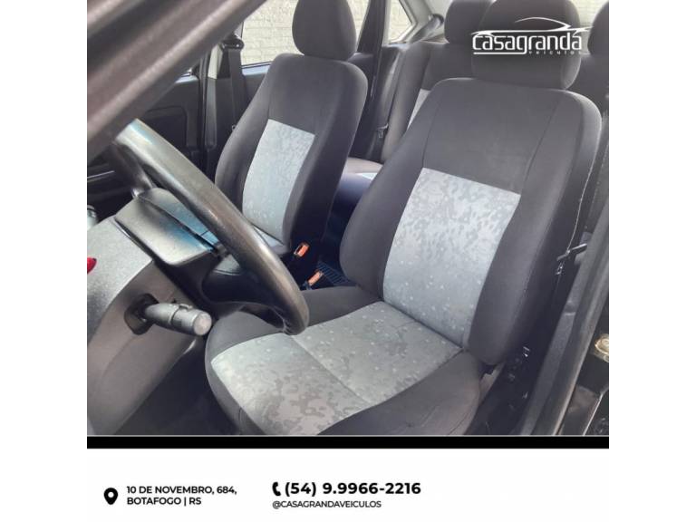 FORD - FIESTA - 2007/2008 - Preta - R$ 27.000,00