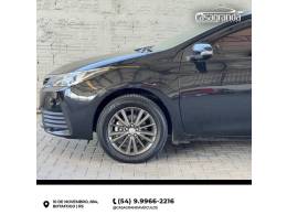 TOYOTA - COROLLA - 2017/2018 - Preta - R$ 95.000,00