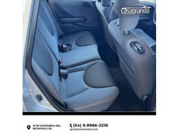 HONDA - FIT - 2006/2007 - Prata - R$ 35.000,00