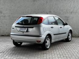 FORD - FOCUS - 2004/2003 - Prata - R$ 25.000,00