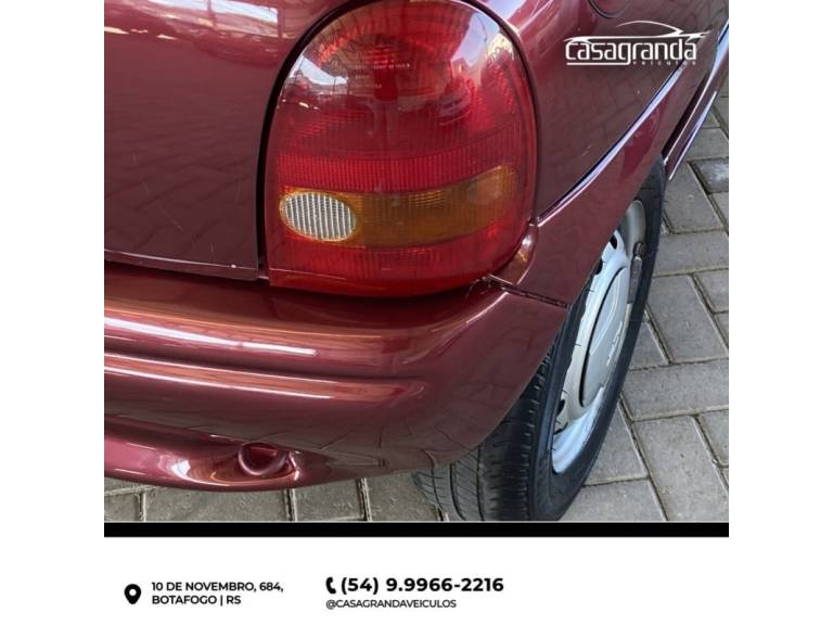 CHEVROLET - CORSA - 1997/1998 - Vermelha - R$ 15.000,00