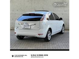 FORD - FOCUS - 2013/2013 - Branca - R$ 58.000,00