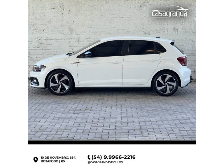 VOLKSWAGEN - POLO - 2021/2021 - Branca - R$ 118.000,00