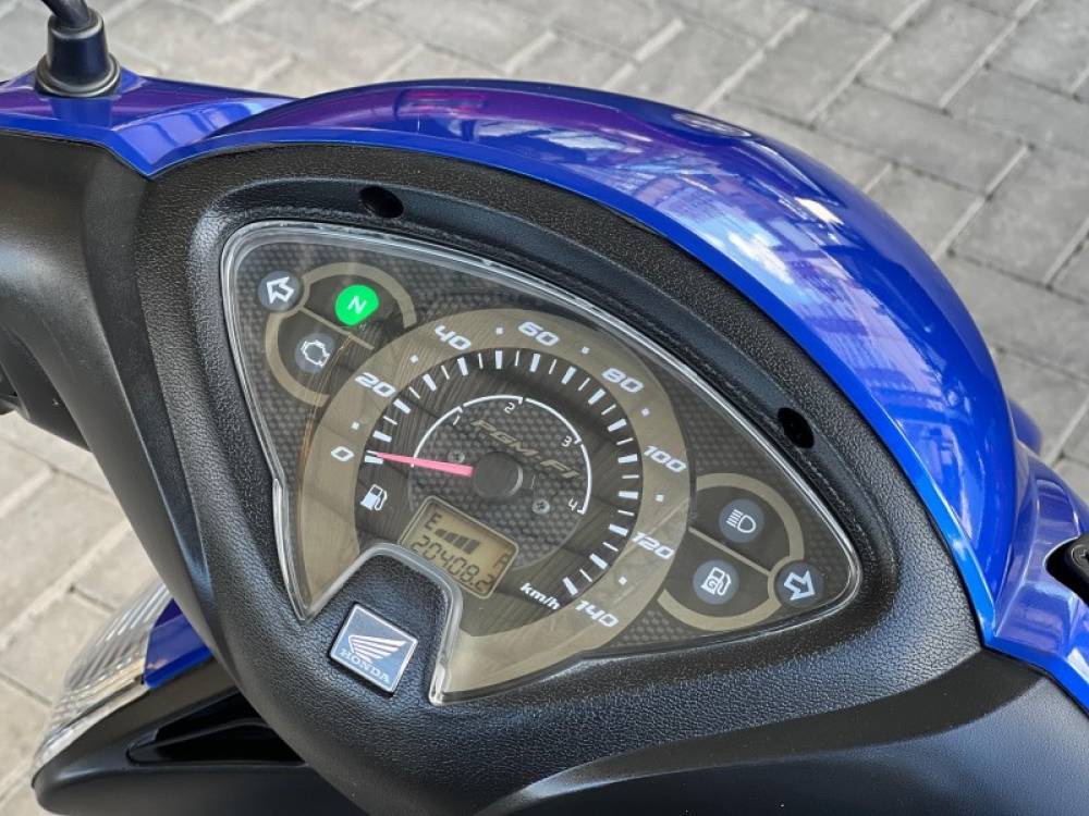 HONDA - BIZ 125 - 2016/2017 - Azul - R$ 14.000,00