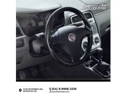 FIAT - PUNTO - 2010/2011 - Vermelha - Sob Consulta