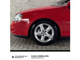 VOLKSWAGEN - GOLF - 2008/2009 - Vermelha - R$ 46.000,00