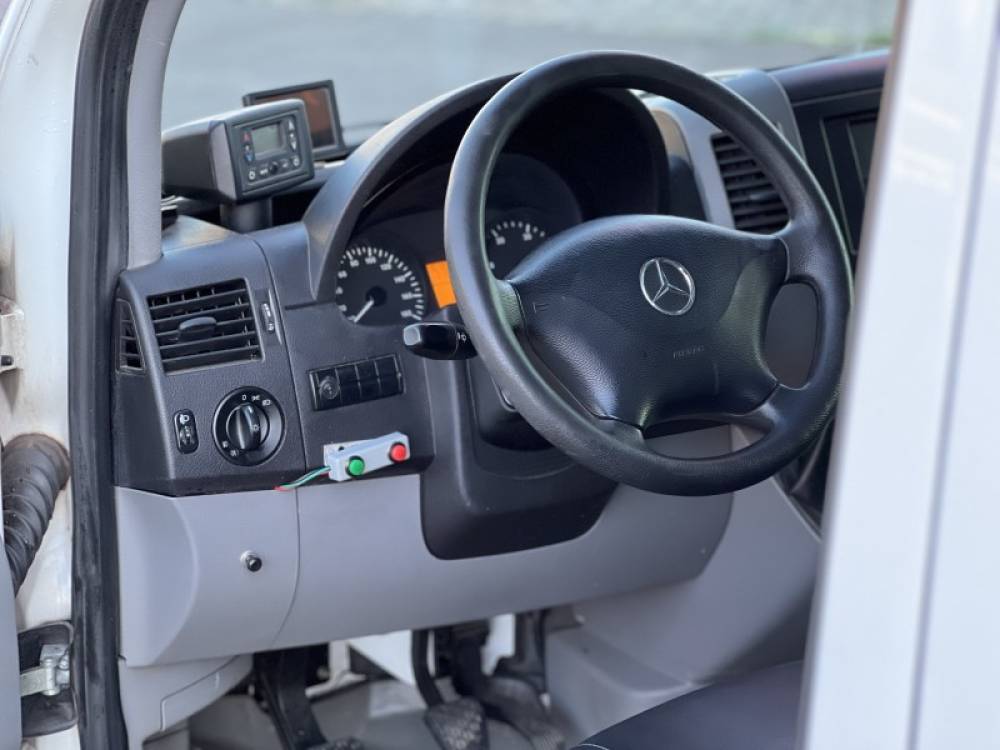 MERCEDES-BENZ - SPRINTER - 2019/2019 - Branca - R$ 200.000,00