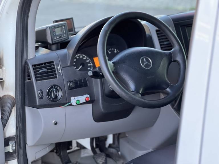 MERCEDES-BENZ - SPRINTER - 2019/2019 - Branca - R$ 200.000,00