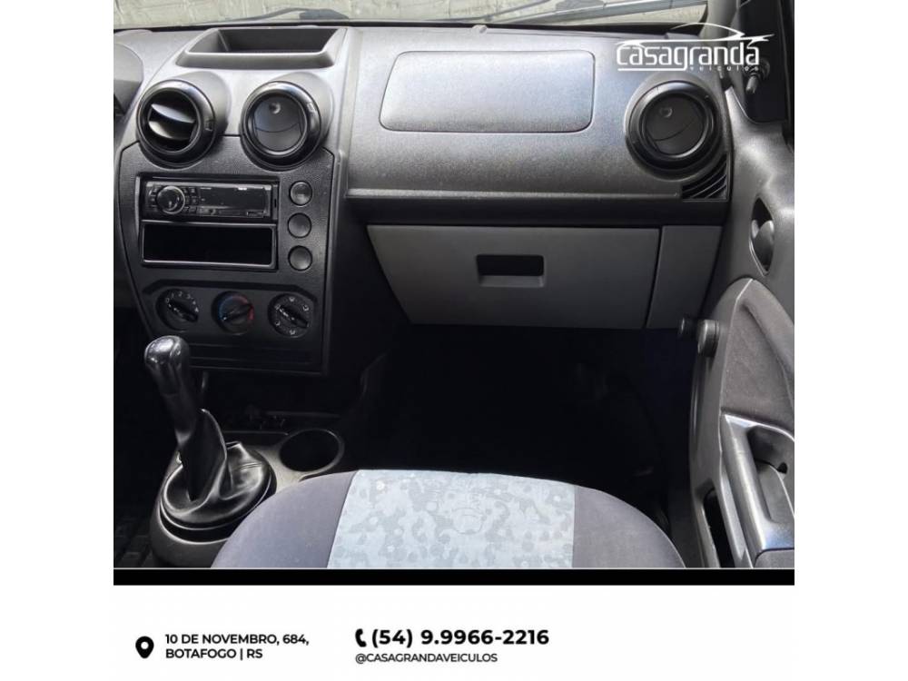 FORD - FIESTA - 2007/2008 - Preta - R$ 27.000,00