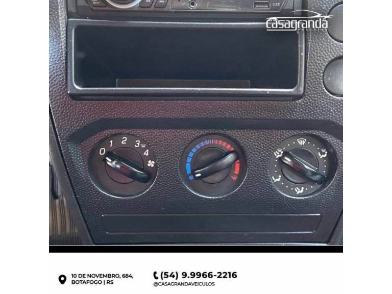FORD - FIESTA - 2007/2008 - Preta - R$ 27.000,00