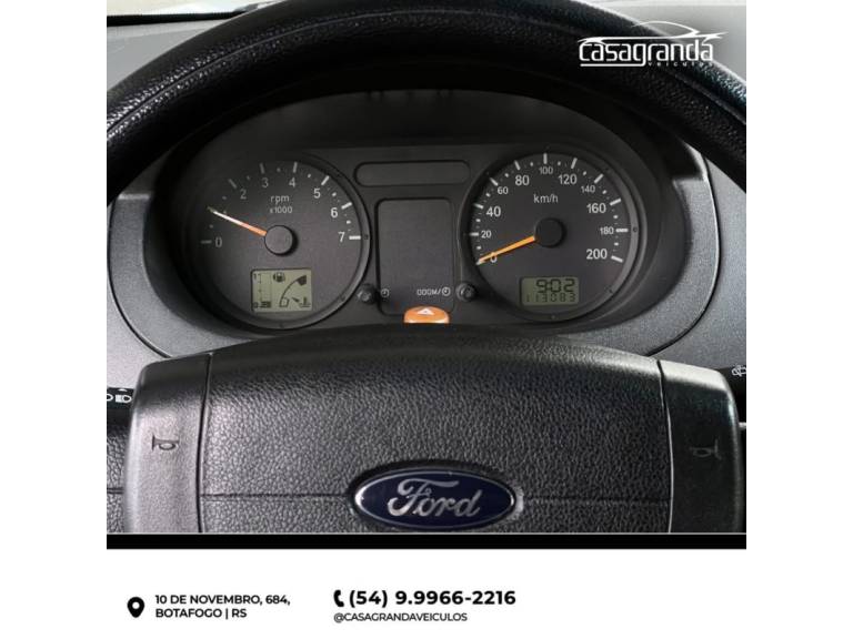 FORD - FIESTA - 2005/2005 - Branca - Sob Consulta