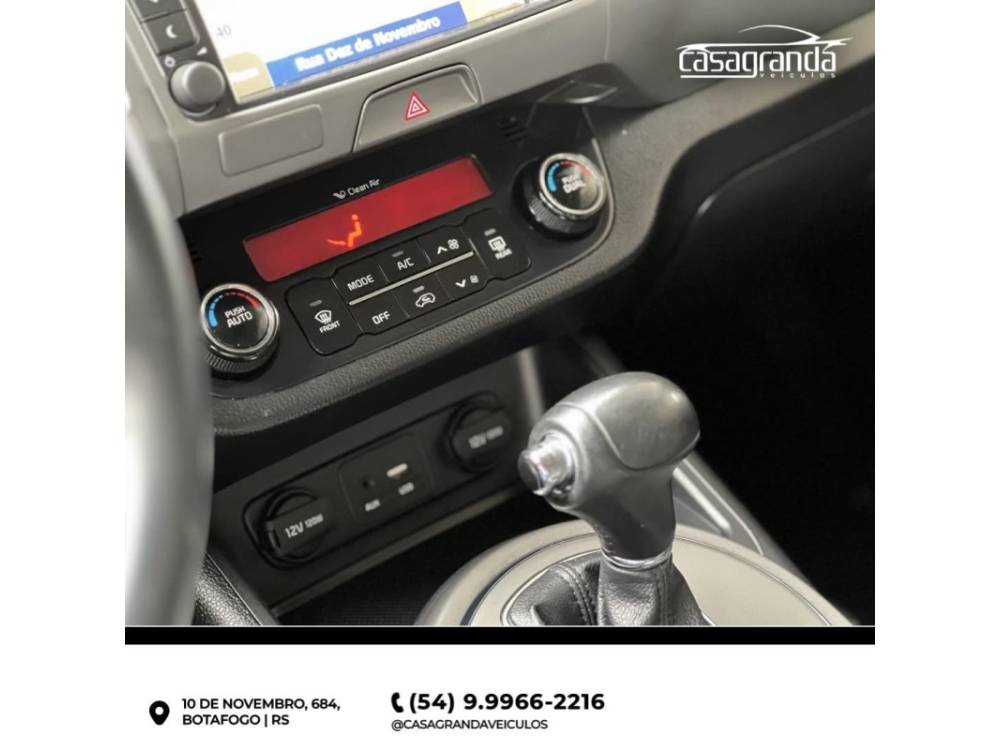 KIA MOTORS - SPORTAGE - 2015/2016 - Preta - R$ 98.000,00