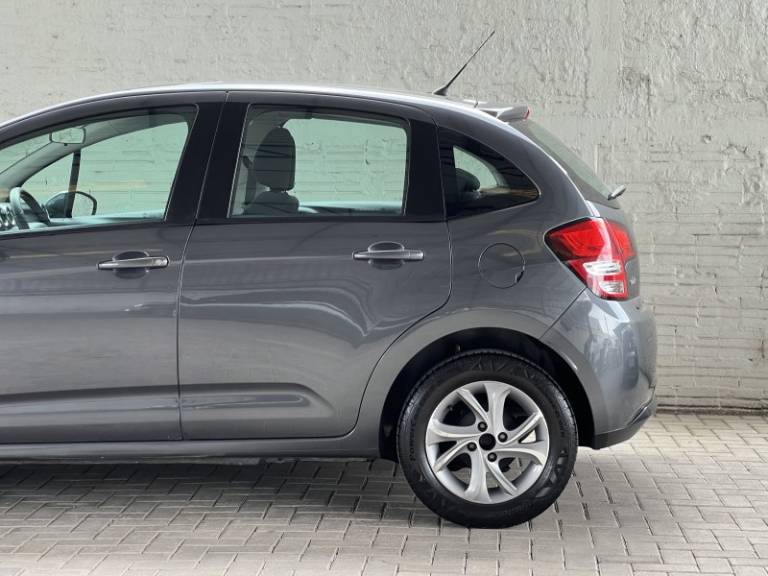 CITROËN - C3 - 2014/2014 - Cinza - R$ 39.900,00