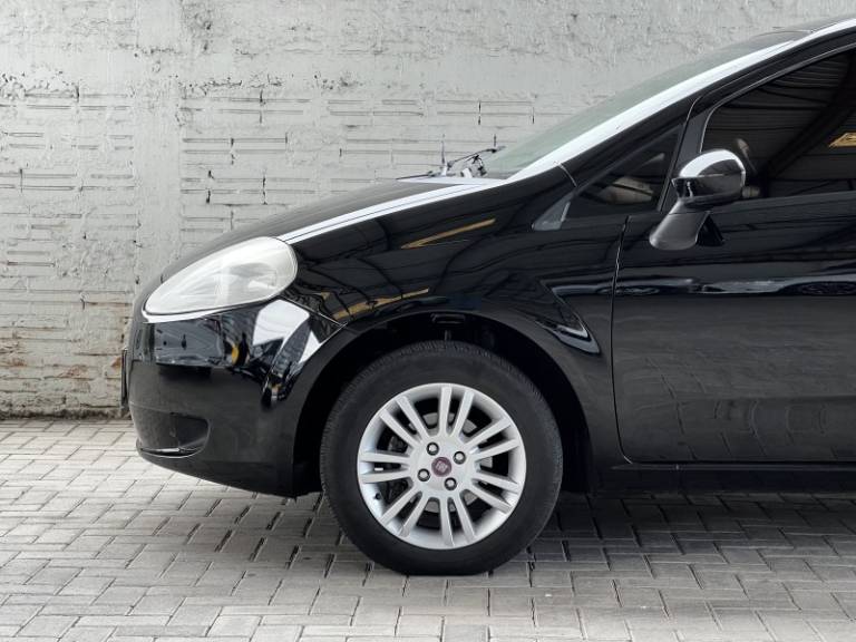 FIAT - PUNTO - 2011/2011 - Preta - R$ 36.000,00