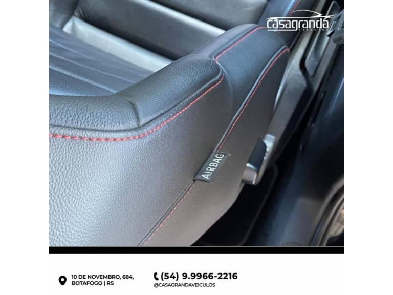 VOLKSWAGEN - GOLF - 2017/2017 - Preta - R$ 160.000,00