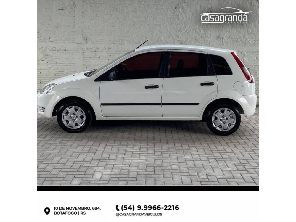 FORD - FIESTA - 2005/2005 - Branca - R$ 28.000,00