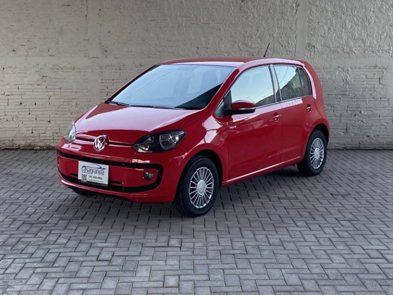 VOLKSWAGEN - UP - 2016/2017 - Vermelha - R$ 57.000,00