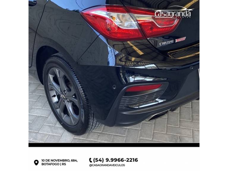 CHEVROLET - CRUZE - 2020/2020 - Preta - R$ 100.000,00