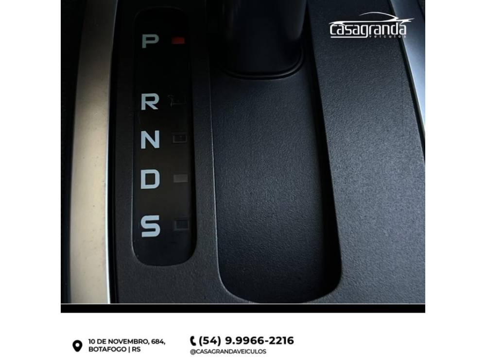 FORD - FIESTA - 2013/2014 - Vermelha - Sob Consulta