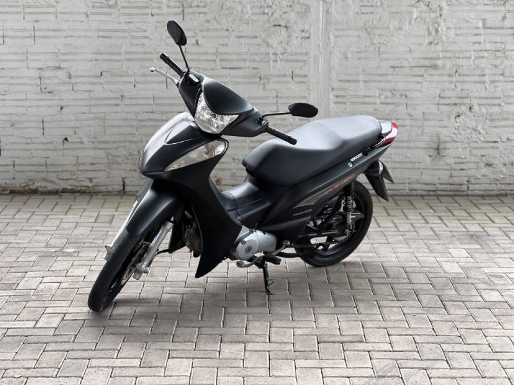 HONDA - BIZ 125 - 2013/2014 - Preta - R$ 13.000,00