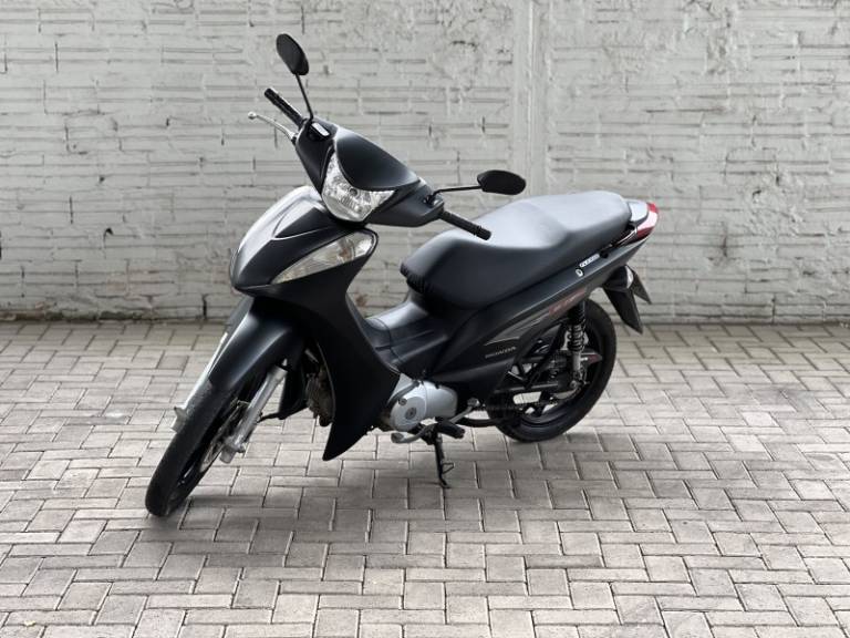 HONDA - BIZ 125 - 2013/2014 - Preta - R$ 13.000,00