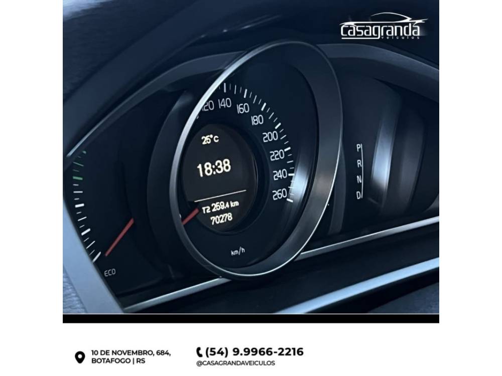 VOLVO - V40 - 2015/2015 - Vermelha - R$ 76.000,00