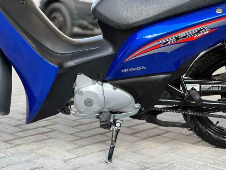 HONDA - BIZ 125 - 2016/2017 - Azul - R$ 14.000,00