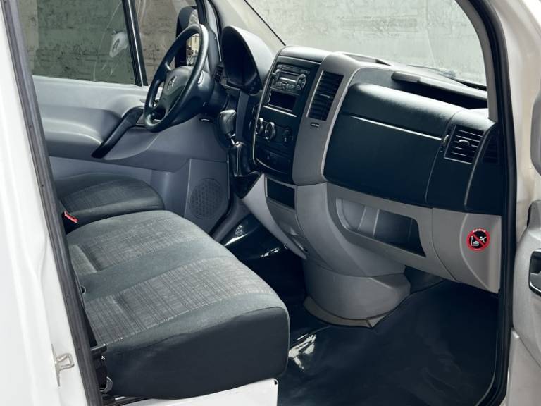 MERCEDES-BENZ - SPRINTER - 2018/2019 - Branca - R$ 175.000,00