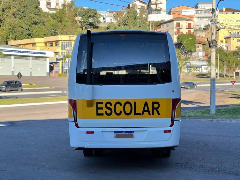 MARCOPOLO - VOLARE - 2015/2016 - Branca - R$ 350.000,00