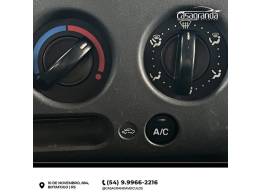 FORD - FIESTA - 2005/2005 - Branca - Sob Consulta