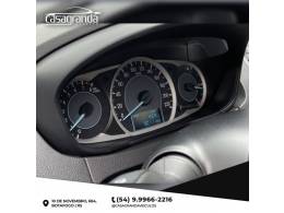 FORD - KA - 2014/2015 - Prata - R$ 42.000,00
